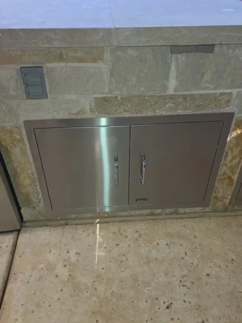 Grill grates and burners cleaned by Texas Grill Clean