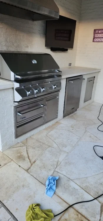 Grill deep cleaning and grease removal in DFW